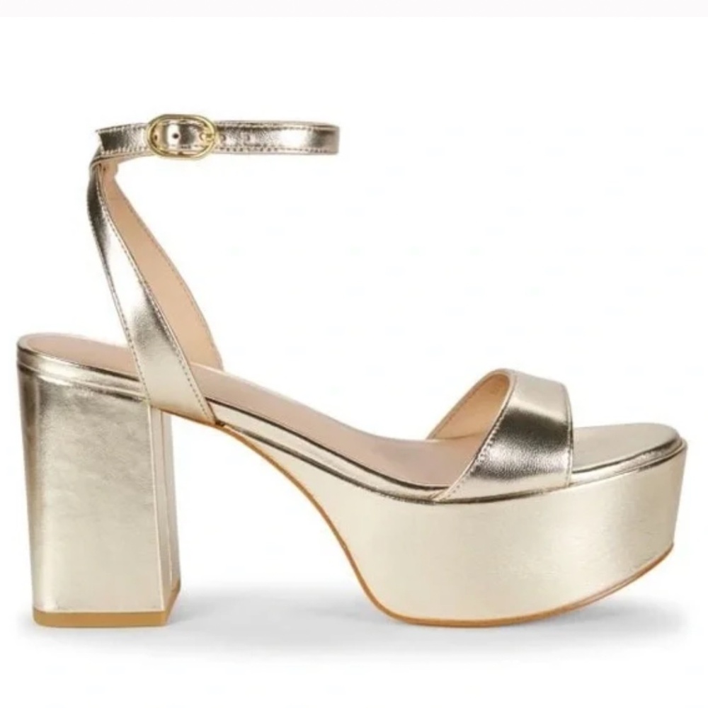 🛍️Stuart Weitzman Metallic Gold Platform Sandals🛍️